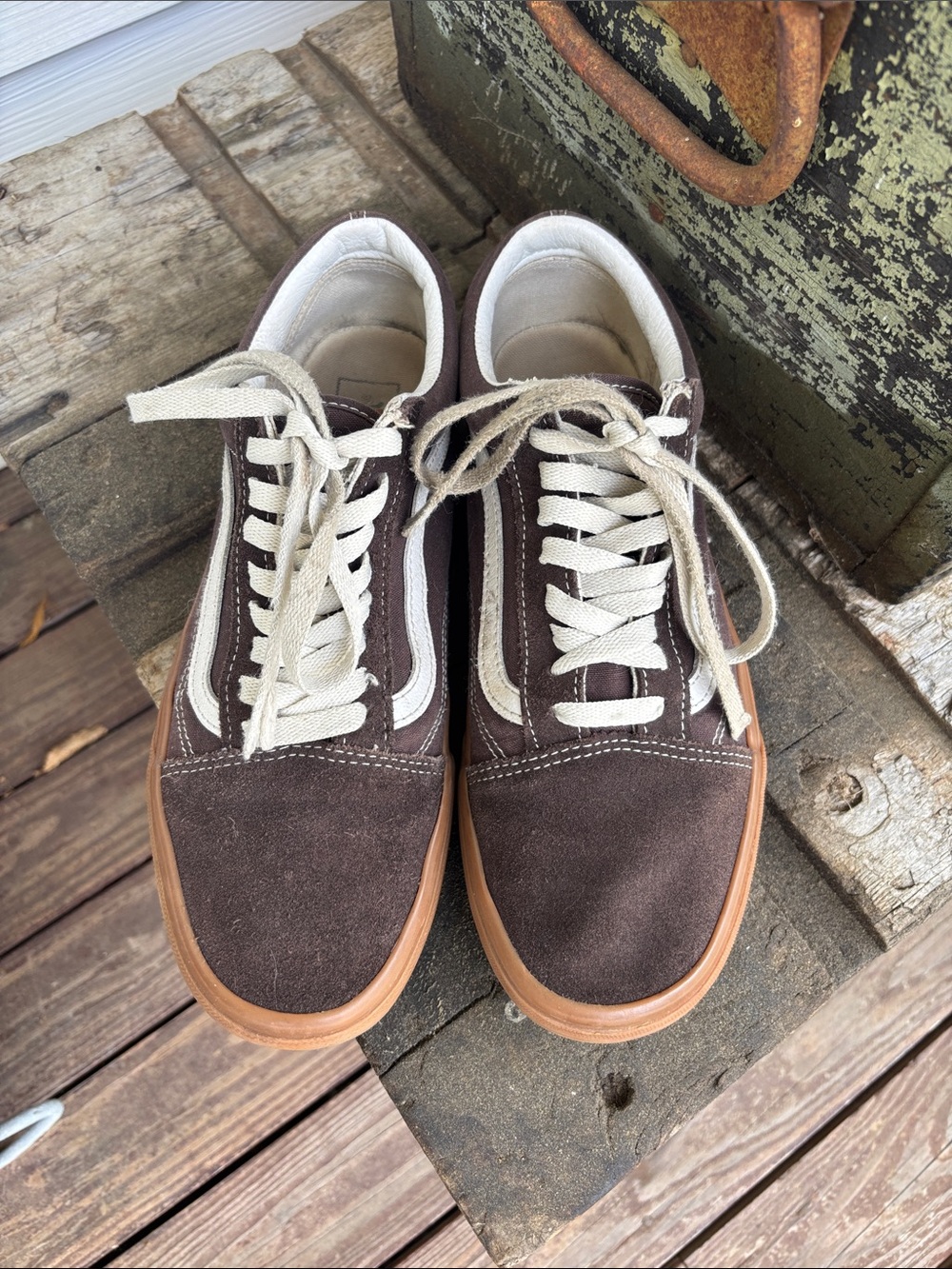 Vans Men's Classic Old Skool Brown Suede Low-Top Skate Sneakers